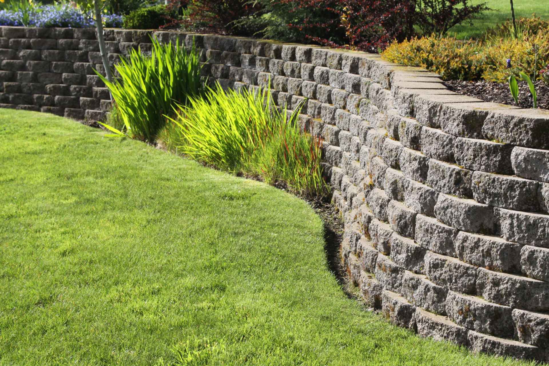 Retaining walls